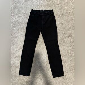 Old Navy Women's Black Straight Leg Jeans